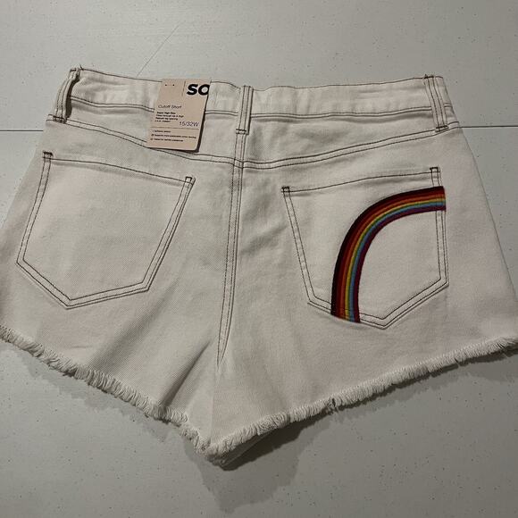 SO Pants - New Womens SO Cutoff Mini Shorts Distressed White Denim Size 32